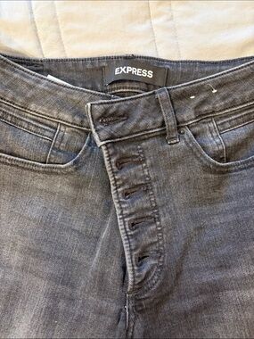 Express Skinny Button-Fly Jeans in Charcoal Gray